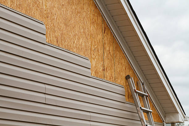 24/7 Emergency Storm Damage Siding Repair experts in Olivia, MN